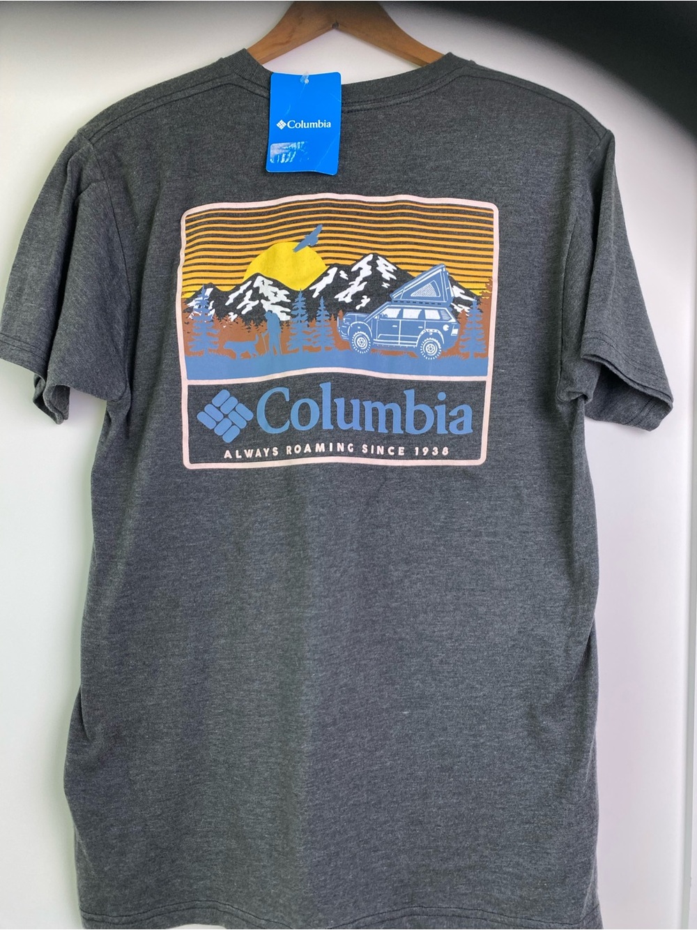 Columbia Men’s Dark Gray Graphic Tee - Outdoor Mountain Print M